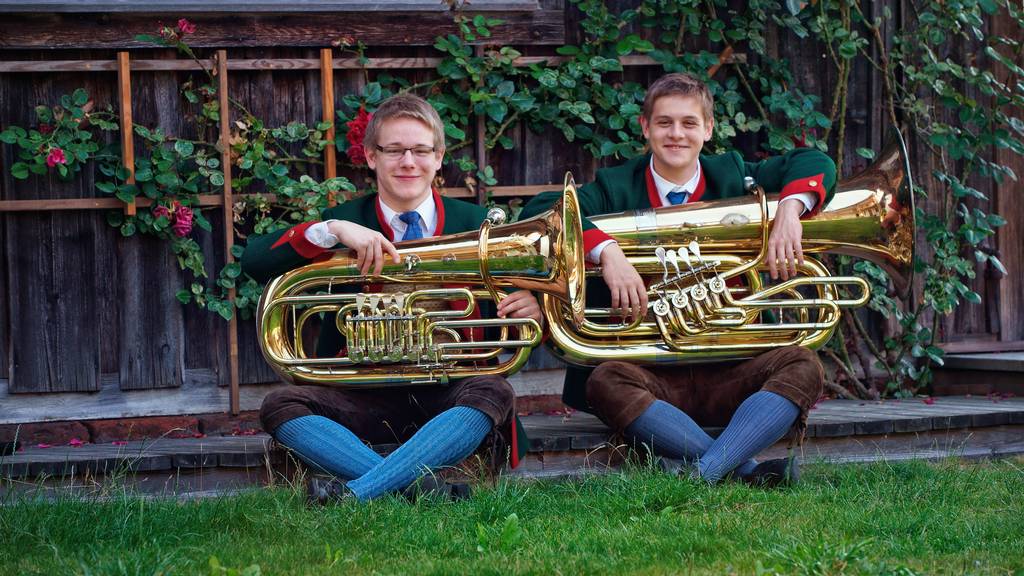 Tuba_1_1024